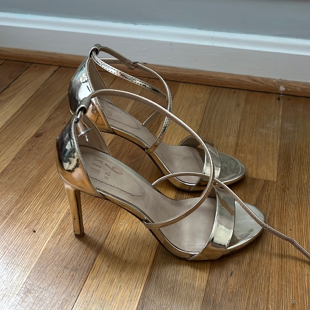 gold 4 inch heels